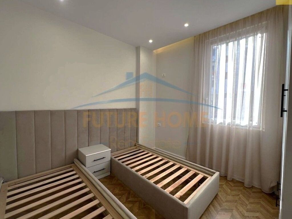 For sale, 2+1 Apartment, New Ring, Tirana.