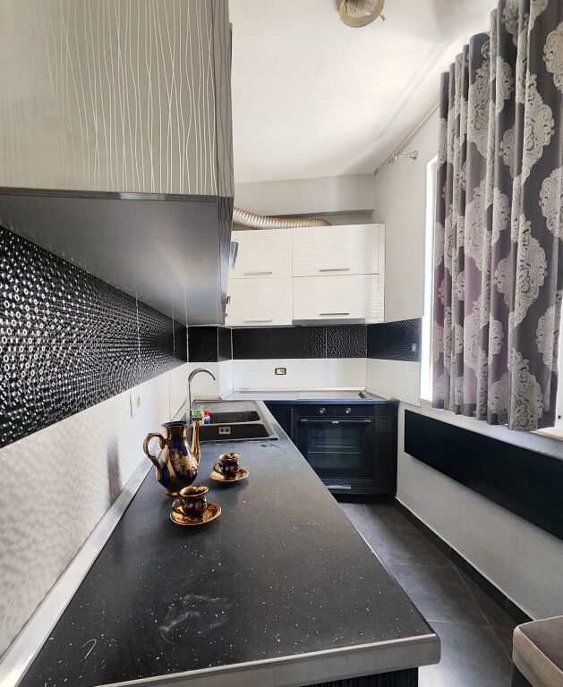 Rent | Apartament 1 + 1 | Astir | 450 €/month