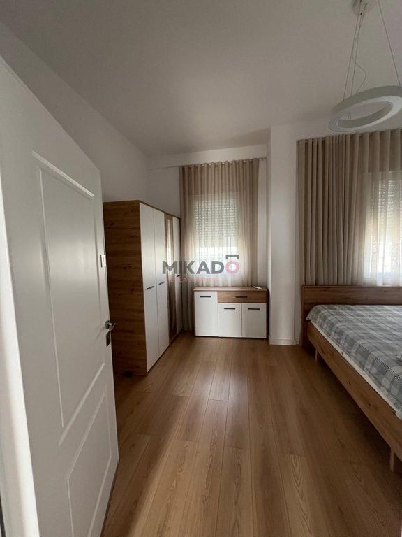 Villa su 3 piani in affitto vicino a Tegu, Mjull Bathore!