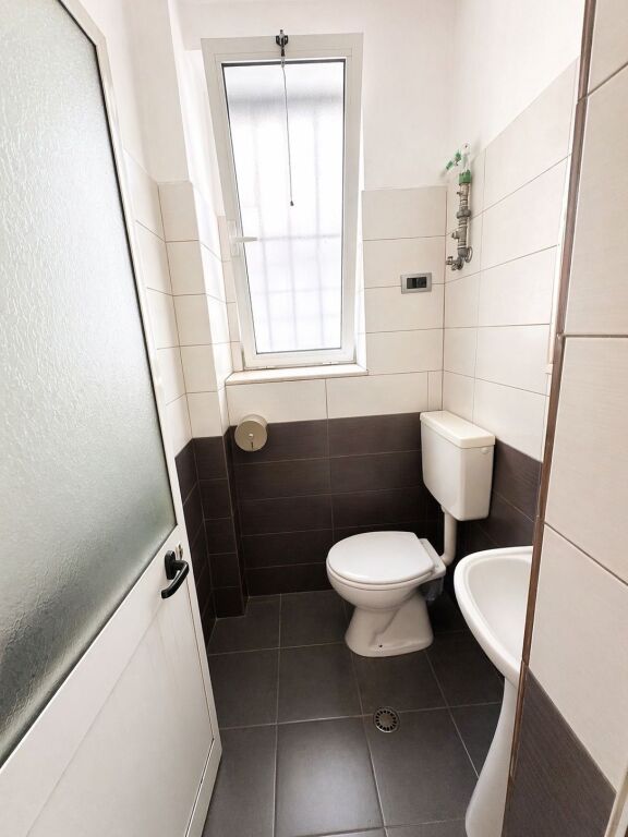 Shop for rent in Vasil shanto