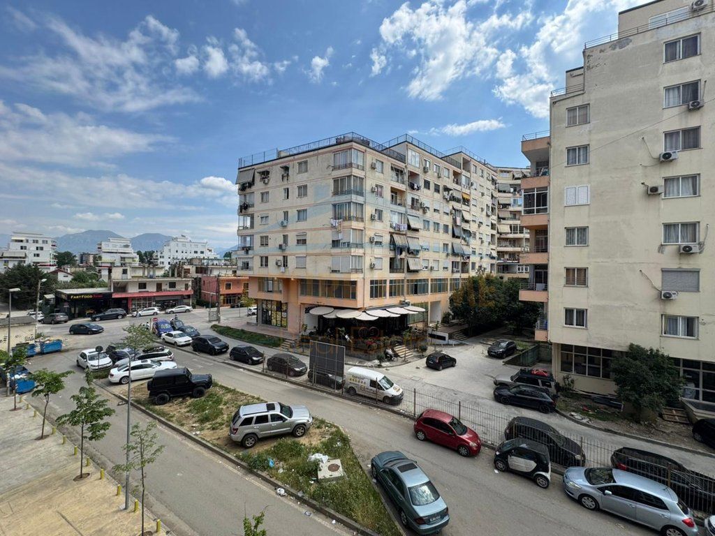 Qera, Apartament 2+1+Post Parkimi,Urban Gate, Unaza e Re, Tiranë
