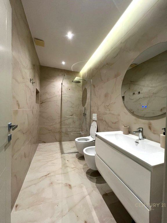 Jepet me Qera Apartament 2+1+2 , Zogu i Zi