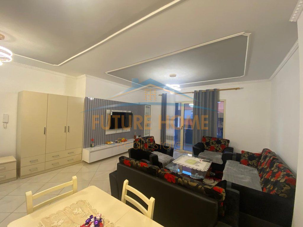 Qera, Apartament 1+1, Spitali "Amerikan 3", Tiranë.