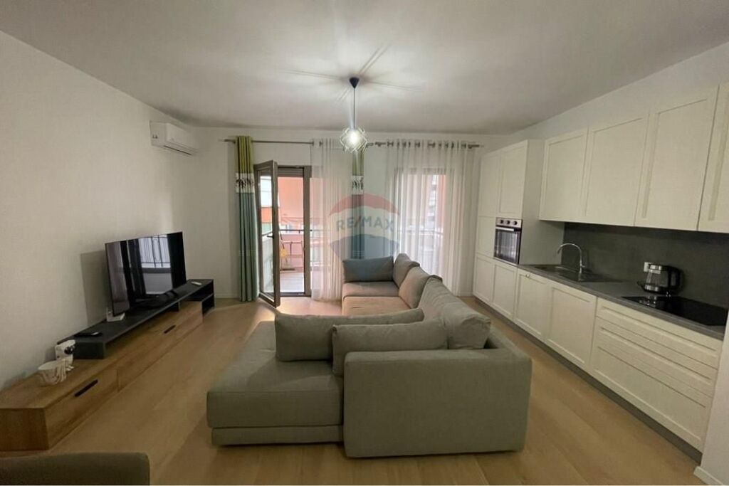 Apartament 1+1 per qira tek Kompleksi Delijorgji!