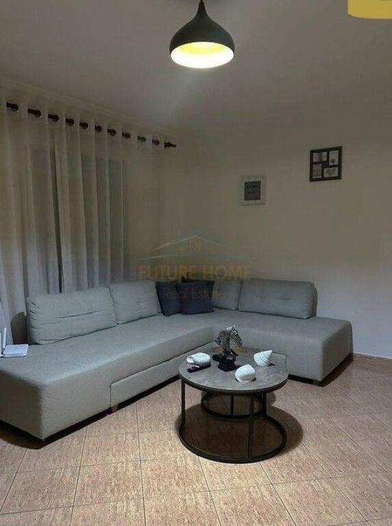 In vendita, Appartamento 1+1, Yzberisht, Tirana