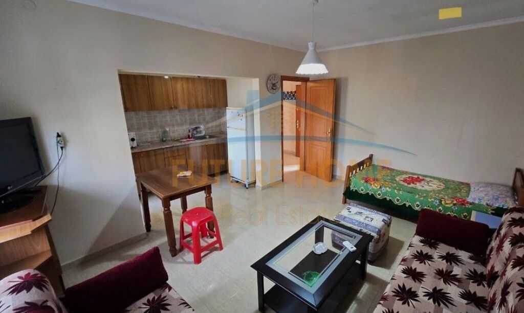 Shitet, Apartament 1+1, Ali Demi, Tiranë.