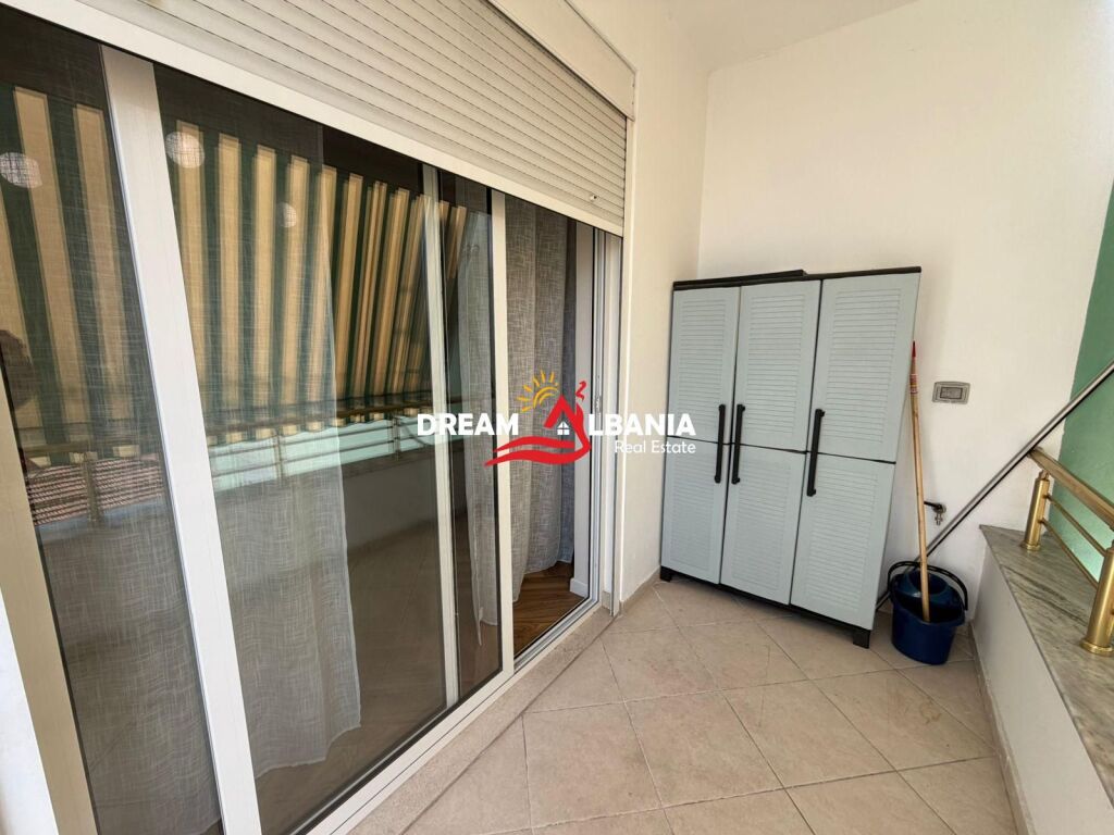 Apartment 2+1+2 for rent on Kavaja Street near the Catholic Church (ID 42215531)

