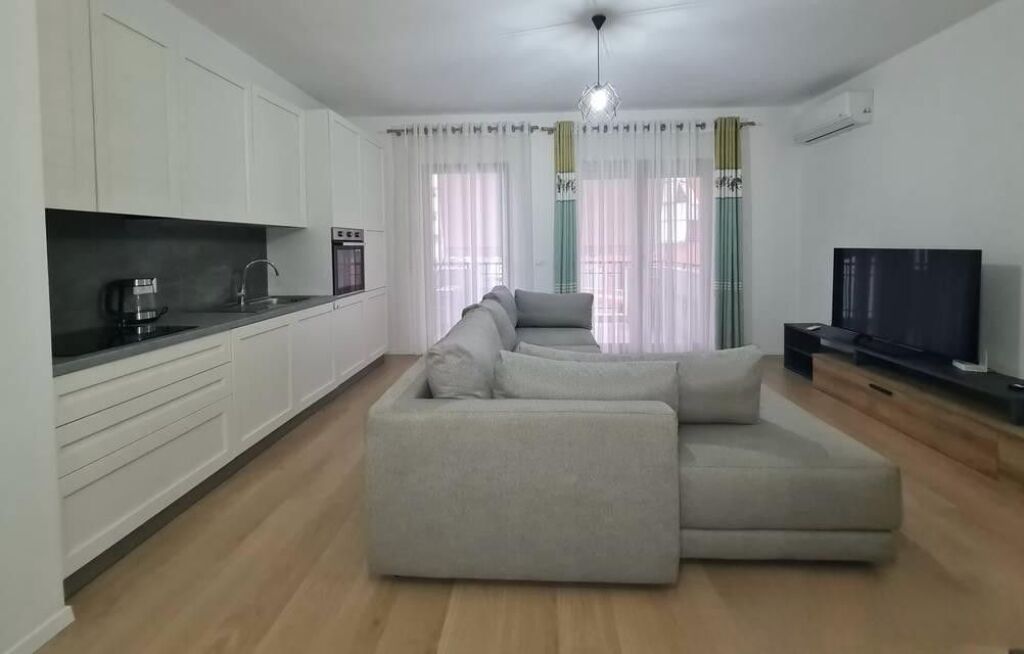 🏡 1+1 me qira – Kompleksi Delijorgji, Tiranë
