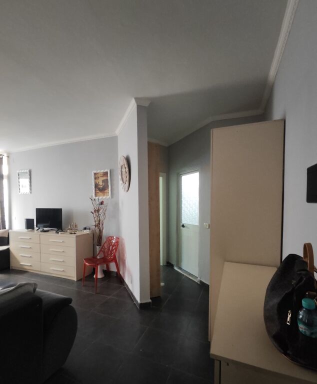 Rent | Apartament 1 + 1 | Astir | 450 €/month