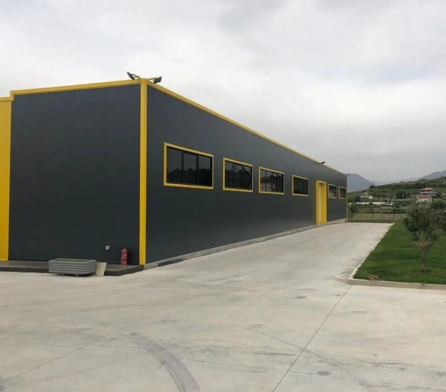 Jepet me qira kapanon 510 m² në Prush!