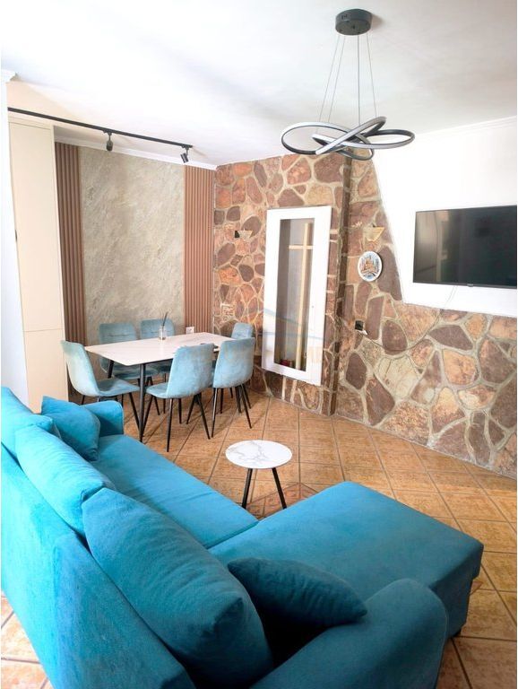 Qera, Apartament 2+1, Myslym Shyri, Tirane