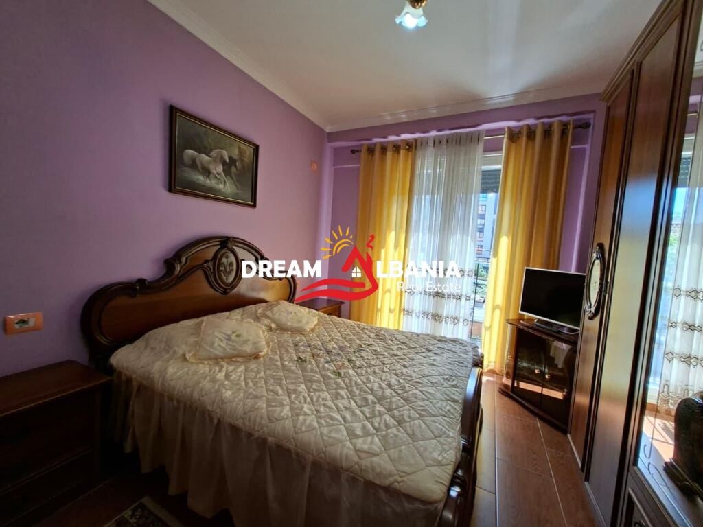 Jepet Me Qera Apartament 1+1 tek 21 Dhjetori, Rruga Frosina Plaku (42111548)