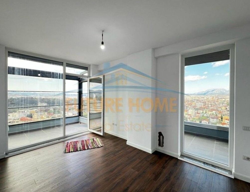 For sale, 2+1+2 parking space apartment, Sauk, near Xibraku Restaurant, Tirana.