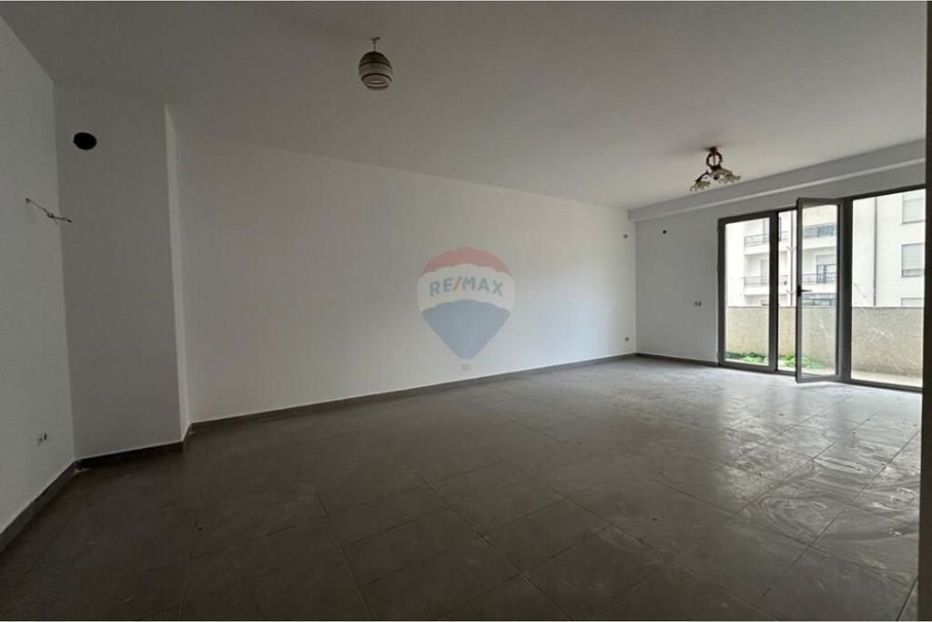 Appartamento - In Vendita - Via Aleksandër Moisiu, Tirana(ID: 530391021-13)