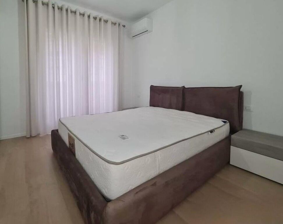 🏡 1+1 me qira – Kompleksi Delijorgji, Tiranë