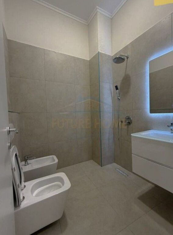 For sale, Apartment 2+1+2, Fresku, Tirana.