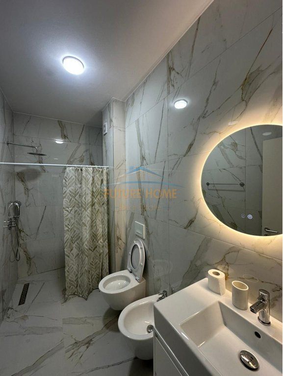 Rent, Apartment 2+1+2, Red School, Tirana.