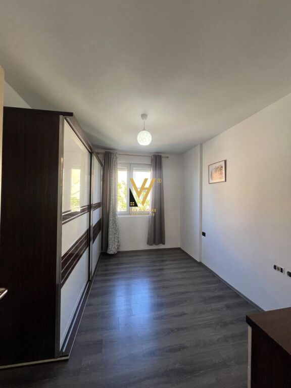SHITET APARTAMENT 2+1+BLK TEK ISH FUSHA E AVIACIONIT 185.000 EURO - View 6