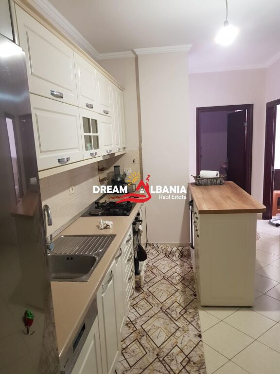 Jepet Apartment me qera 2+1 ne Rrugen Besim Alla, Misto Mame ( ID 42215528)
