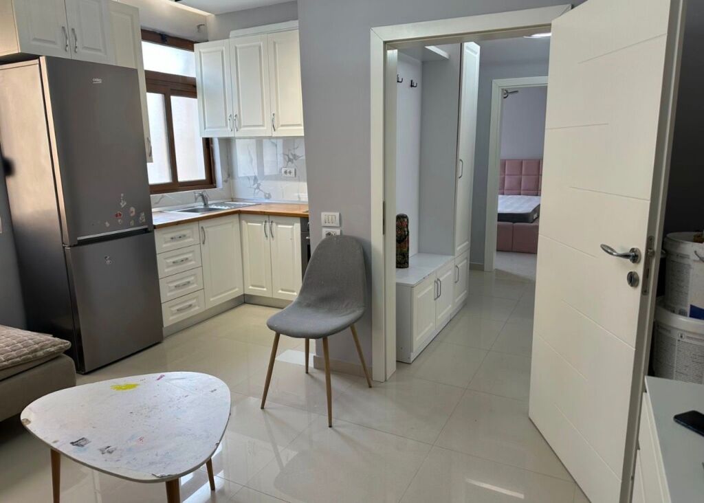 Jepet me qira apartament 1+1 te 21-Dhjetori!