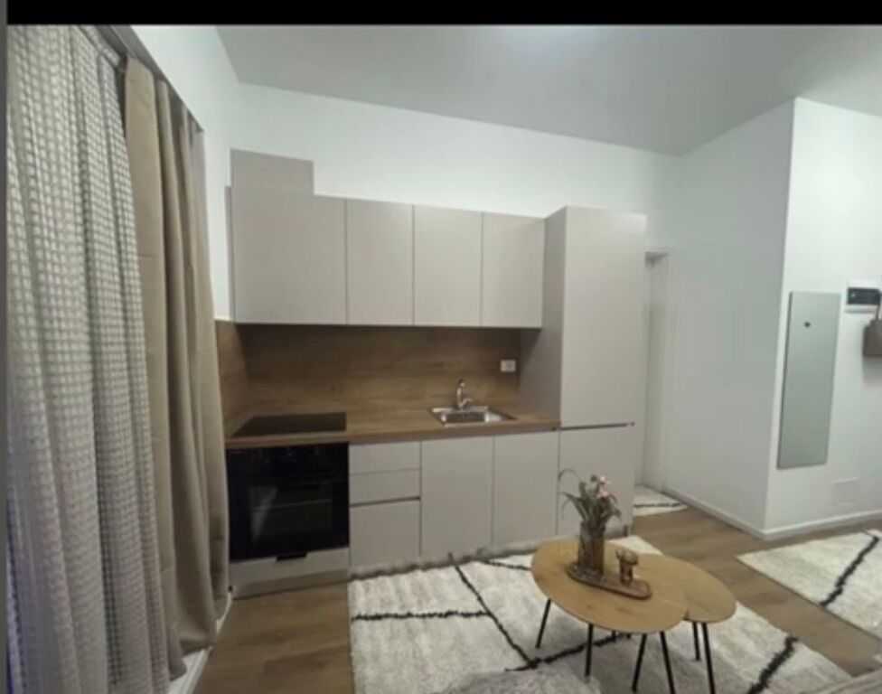 Studio apartment with balcony for rent, newly completed construction, very comfortably furnished and never lived in before. Address: Rezidenca Oxa, Dalip Topi Street, Tirana. Price 300 euro/month.