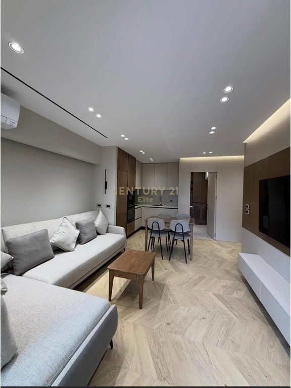 Appartamento 1+1 In Affitto a Myslym Shyri, Tirana – 1000€ Lordi | 65 m²