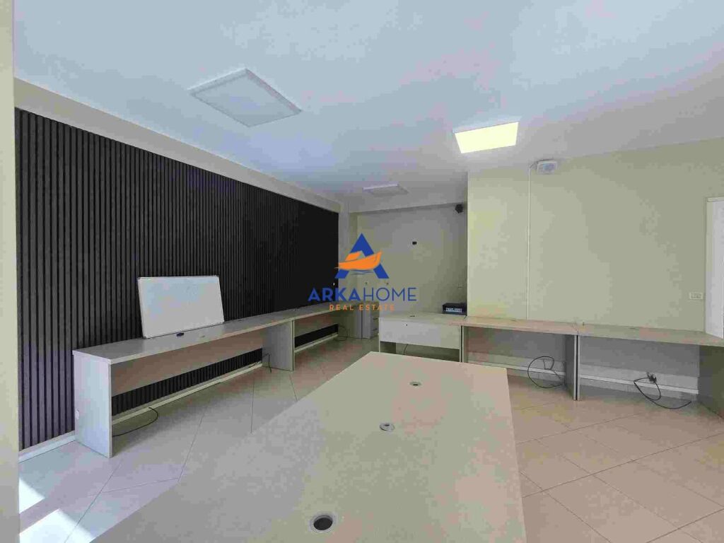 OFFICE SPACE FOR RENT 140M2 "KARL GEGA STREET, TRAIN STATION AREA" 1000 EURO