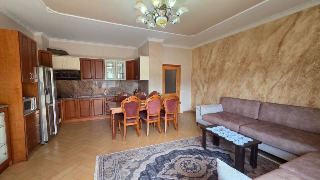 🏡 Appartamento 3+1 in vendita vicino a Conad, Vlora
