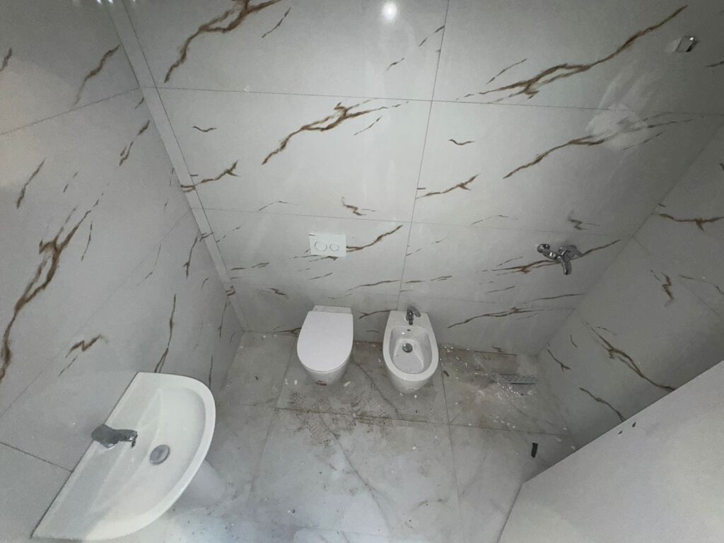 Monolocali in vendita (Golem)
