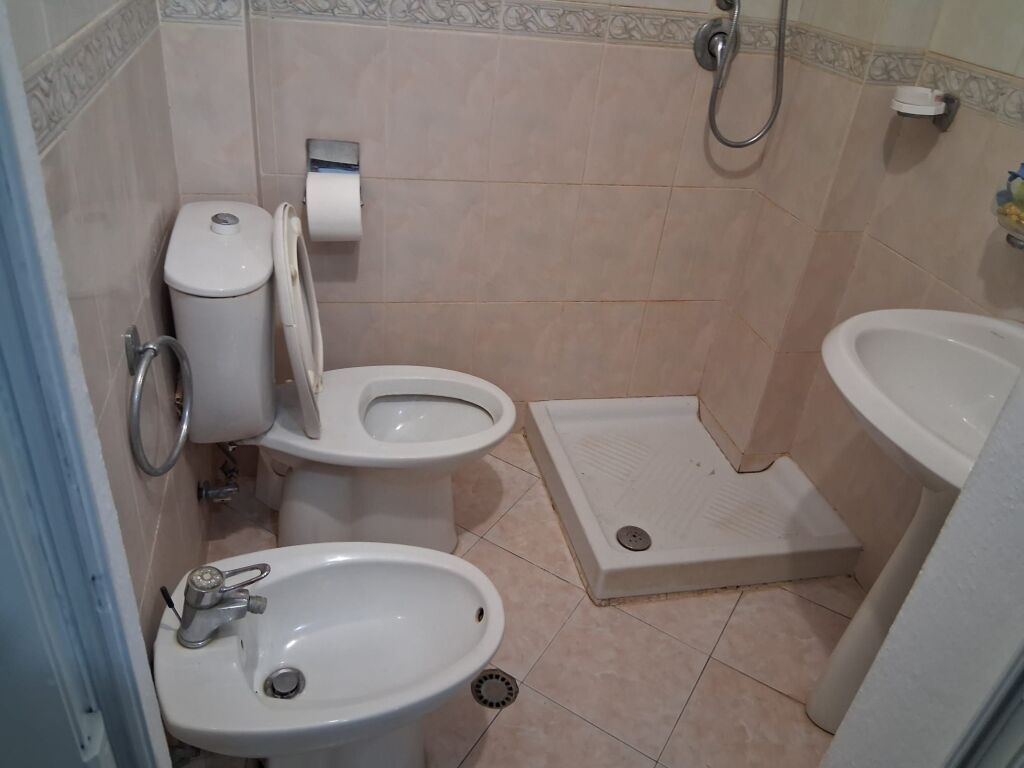Appartamento 1+1 in affitto sulla spiaggia, vista mare – vicino all'Hotel Adriatik
