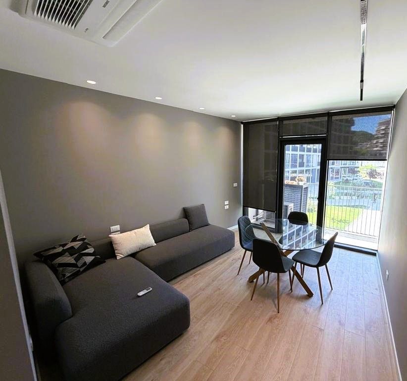Ufficio in affitto presso Lake View Residences!