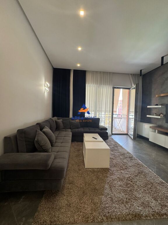 APARTMENT FOR RENT 2+1+2 BALCONIES+1 PARKING SPACE "INSIDE THE DELIJORGJ COMPLEX" 1350 EURO
