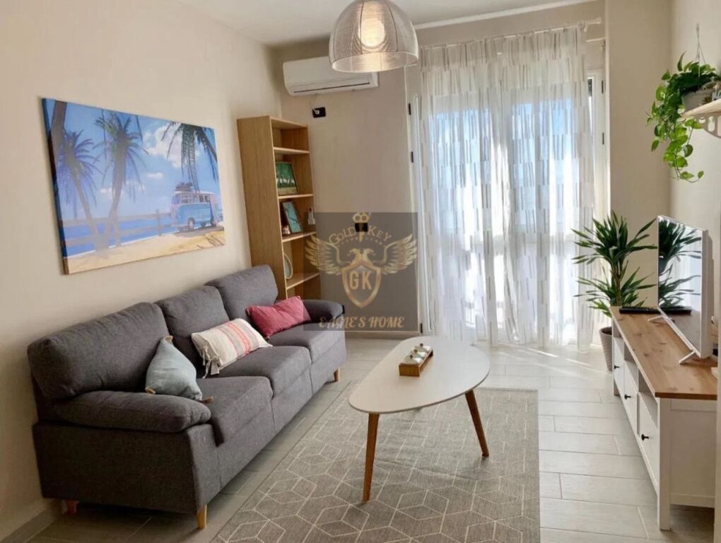 🏡 SHITET APARTAMENT 1+1 ME PAMJE DETI SHKËMBI I KAVAJËS VIJË E PARË ME DETIN