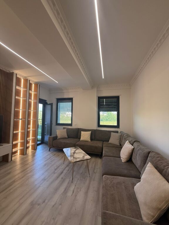 Appartamento 2+1+2 con parcheggio in affitto, Lago Secco