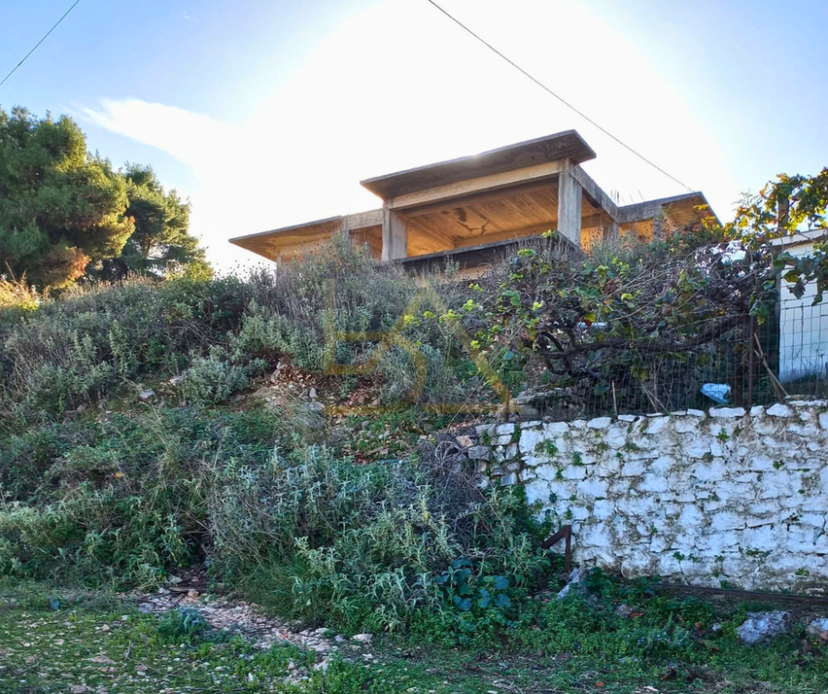Edificio in Vendita – Sarandë