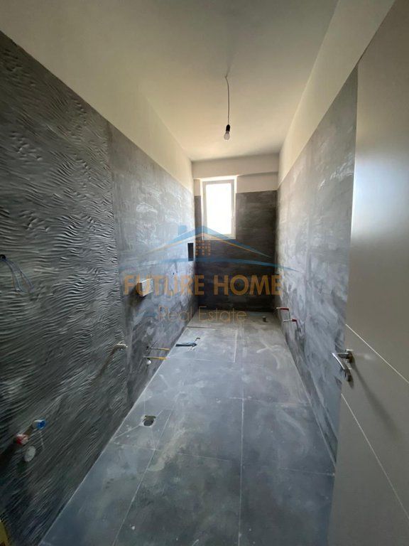 For sale, Apartment 3+1+2, Komuna e Parisit, Tirana.