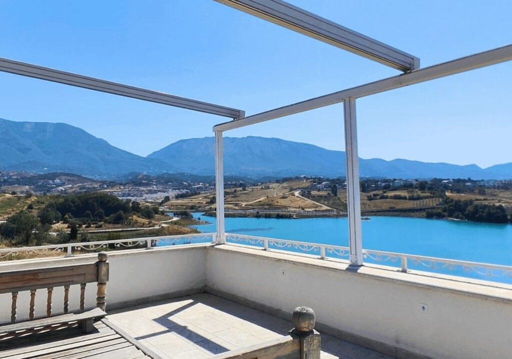 🌅Lakefront Living | Farkë, Tirana