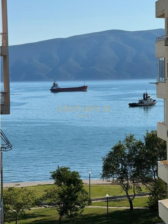 APPARTAMENTO 1+1 IN VENDITA A LUNGOMARE, VISTA MARE