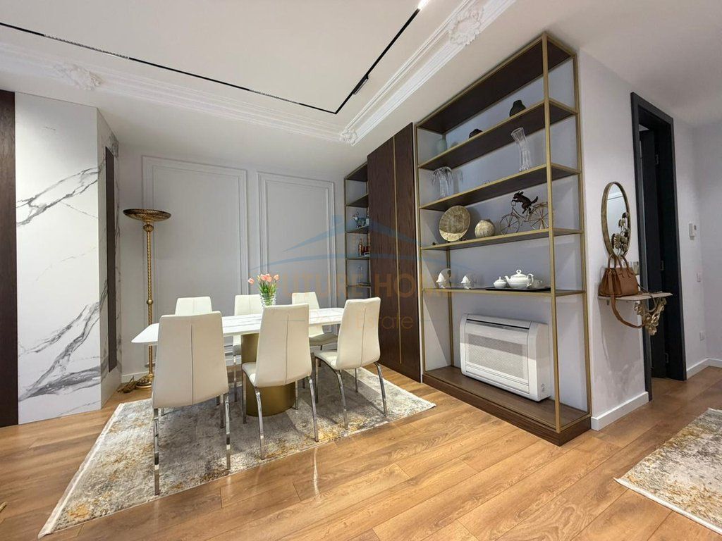 Rent, Apartment 2+1+2 , Barrikadave Street , Tirane .