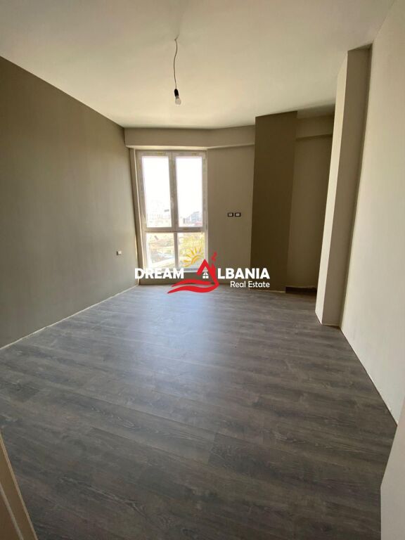 Apartment 3+1+2 For Sale In Komuna E Parisit (ID 4131498)