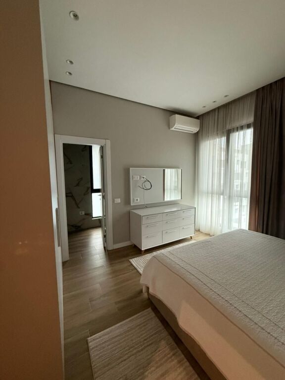 Apartament 2+1+2 + post parkimi me qira , Square 21