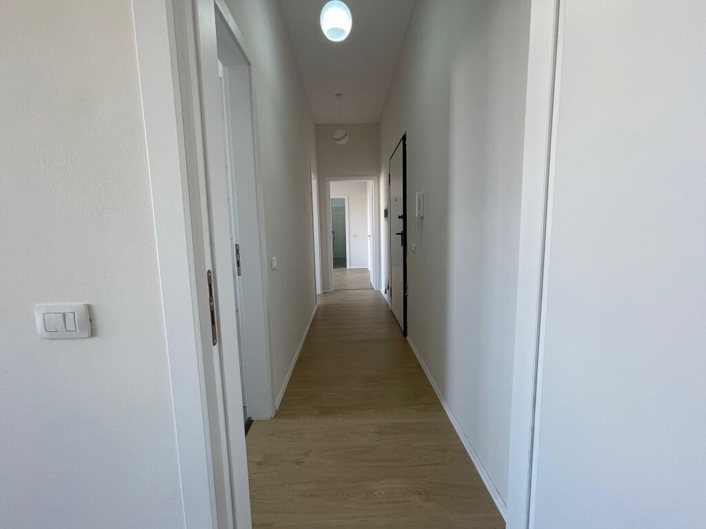 Ufficio o Appartamento in Affitto a Vasil Shanto! 850 Euro / mese
