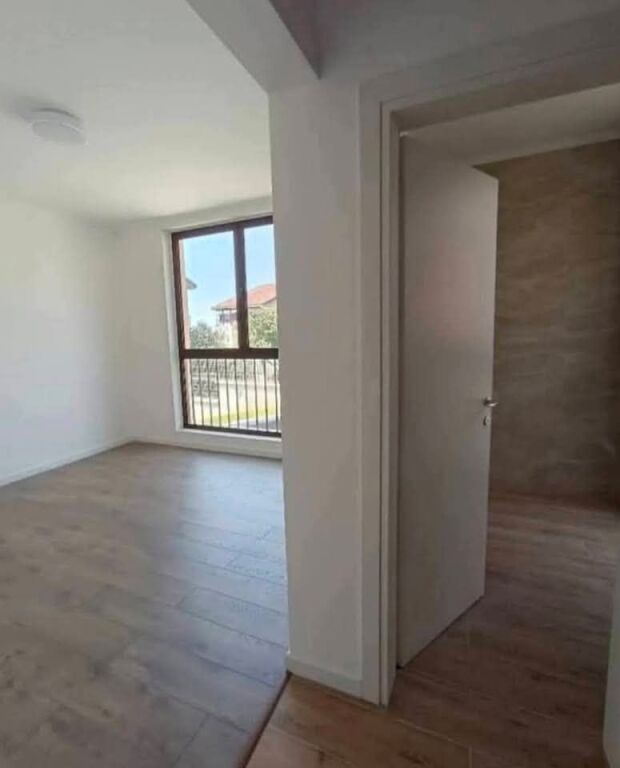 VILLA IN AFFITTO 3 PIANI - VICINO AL SENATORIUM, TIRANA