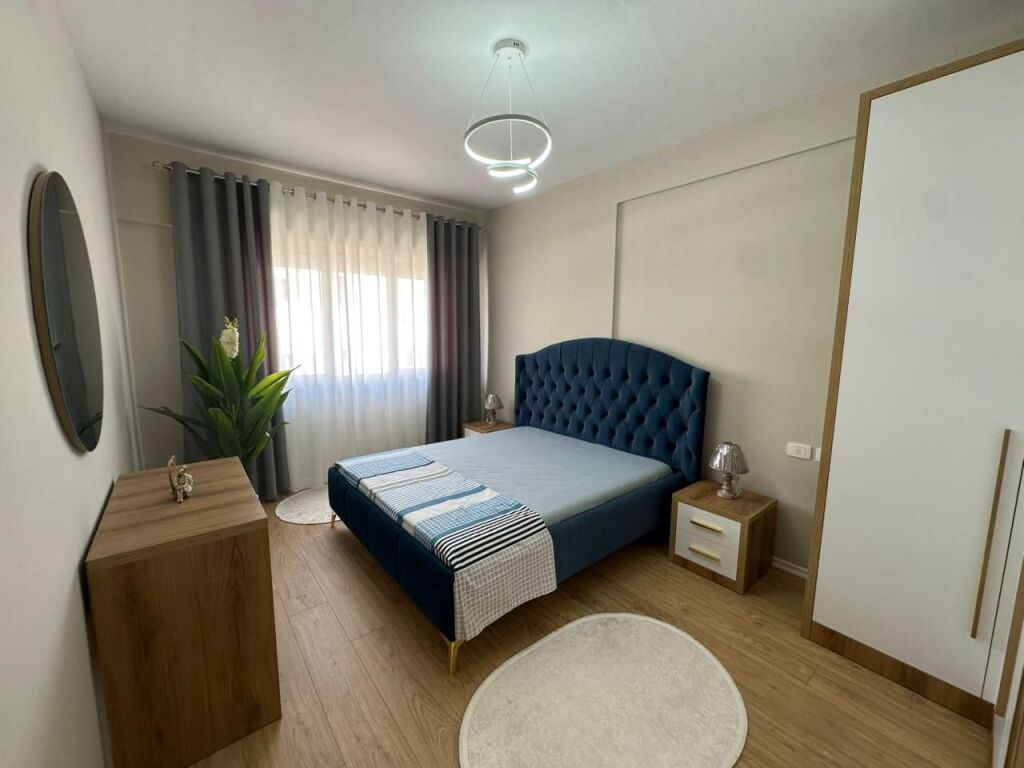Apartament 1+1 per qira tek Kristal Center.