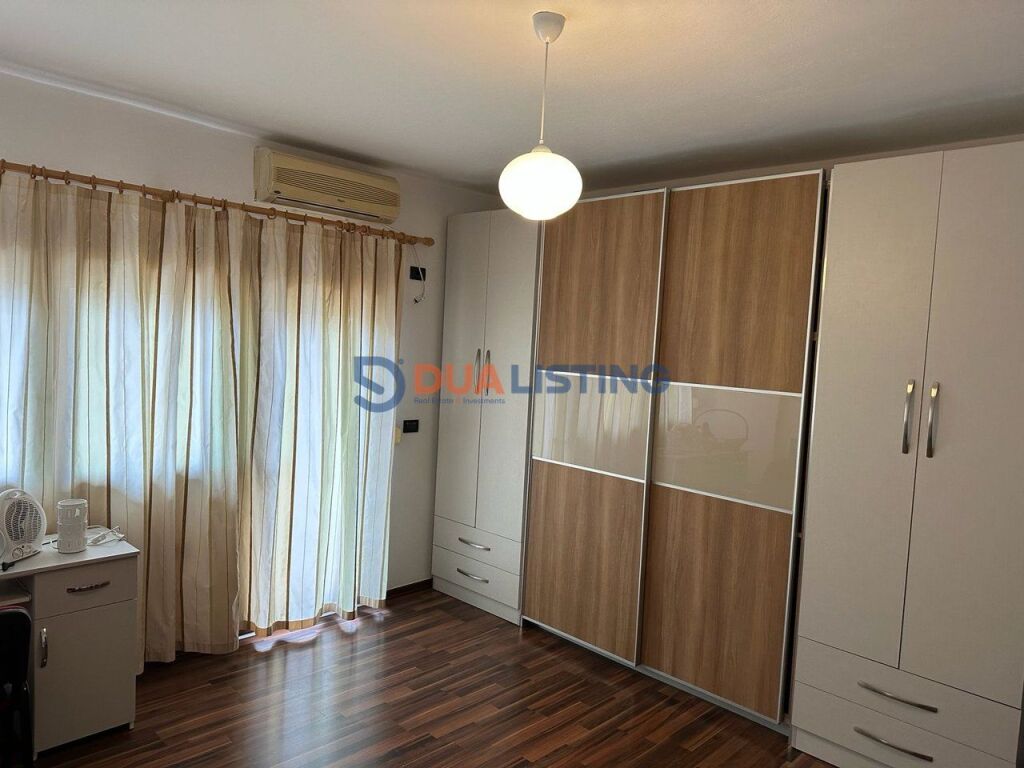 Jepet me qira apartament 2+1+2 pranë Air Albania 📍 Rruga Faik Konica