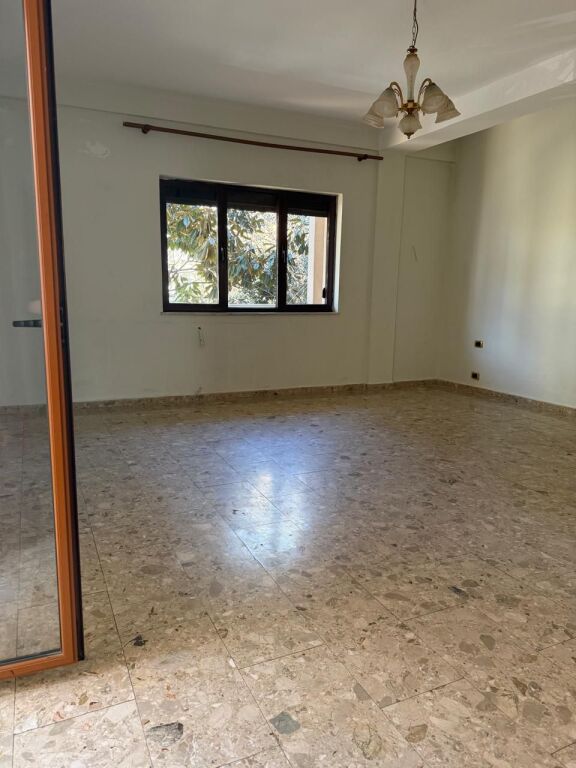 Apartment 2+1 for sale at Xhamlliku