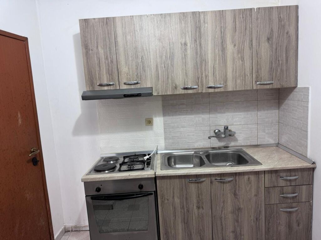 Apartament me qera 1+1 - 📍Laprake, rruga Pandi Dardha 350 mije leke