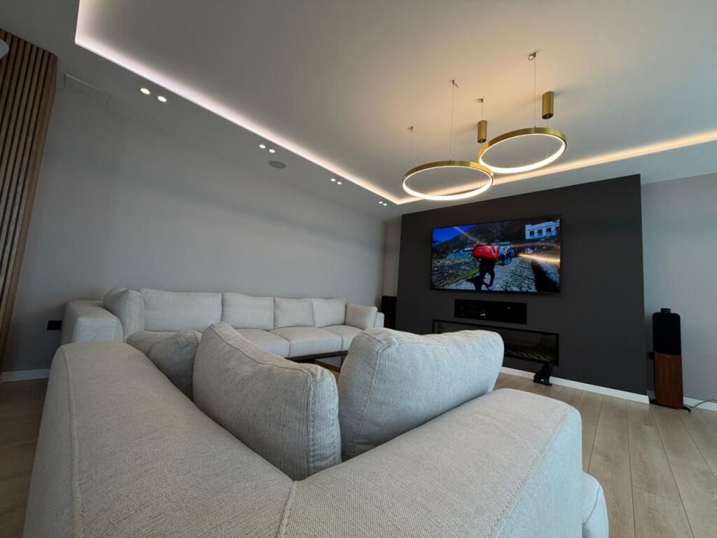 📌JEPET ME QIRA DUPLEKS LUKSOZ TEK SQUARE 21