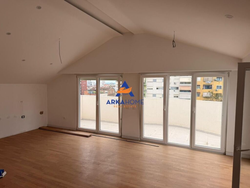 FOR SALE APARTMENT 1+1+VERANDA "AT THE RED SCHOOL, NEW MARKET" 140,000 EURO