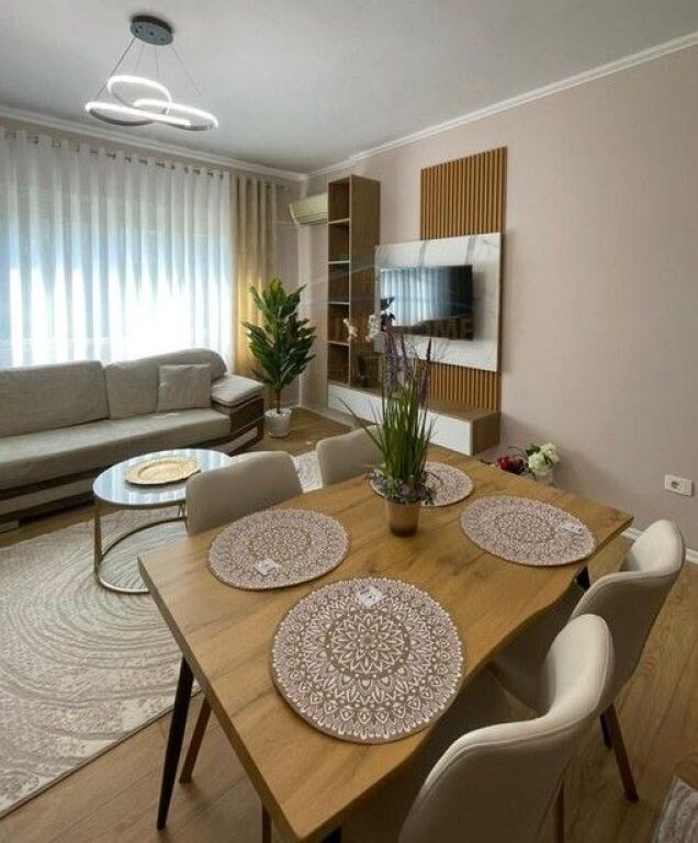 Rent, Apartment 2+1+2, Kristal Center, Paris Commune